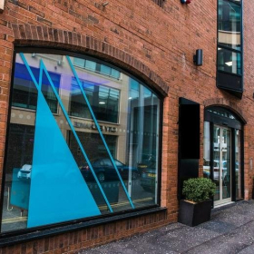 Image of Belfast executive suite. Click for details.