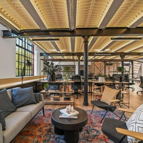 Office accomodation to hire in London. Click for details.