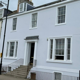 Executive office in Ayr. Click for details.