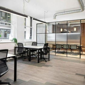 Office accomodations to lease in London. Click for details.