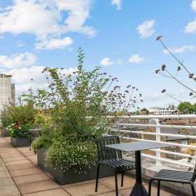 Exterior image of 22-24 Glenthorne Road, 2nd and 4th Floor, Glen House. Click for details.