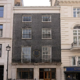 Executive office centre in London. Click for details.