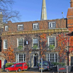 Office suite to lease in Norwich. Click for details.