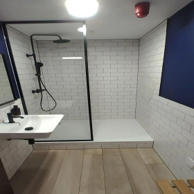 25 Buckingham Palace Road office suites. Click for details.