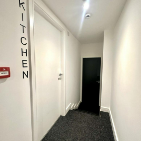 Newcastle executive office. Click for details.