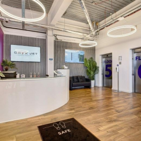 Luton executive office. Click for details.