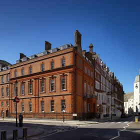 Interior of 45 Pont Street. Click for details.