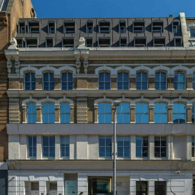 Executive suite in London. Click for details.