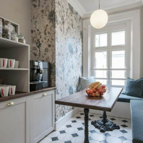 Executive suite in London. Click for details.