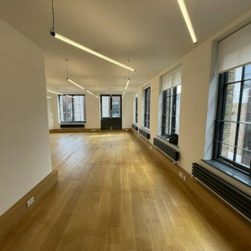 Image of London office space. Click for details.
