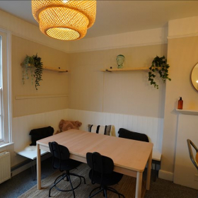 8a London Road office spaces. Click for details.