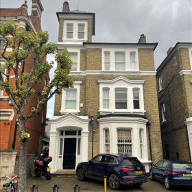 Exterior view of 9 Disraeli road , Putney, Linstead House. Click for details.