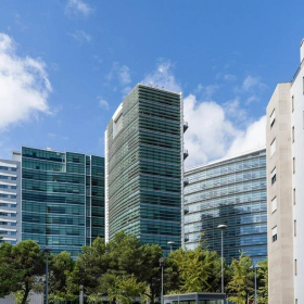 Office spaces in central Lisbon. Click for details.