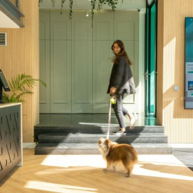 Offices at Avenida Duque de Loulé 110. Click for details.