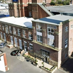 Office suites to lease in Oldham. Click for details.