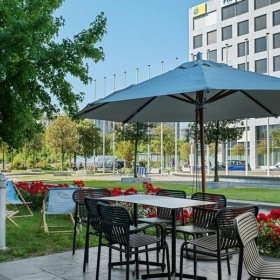 Exterior view of Chemin de Blandonnet 8, Vernier. Click for details.