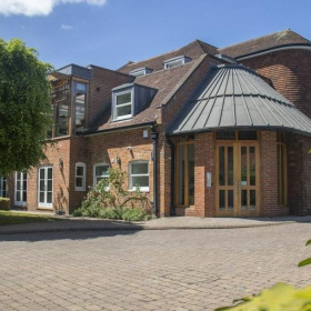 Image of Farnham executive suite. Click for details.