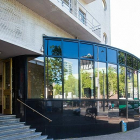Image of Rotterdam office suite. Click for details.