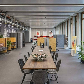 Interior of Erftstrasse 15-17. Click for details.