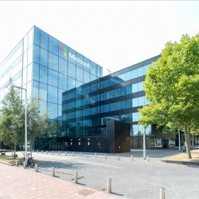 Schiphol office accomodation. Click for details.
