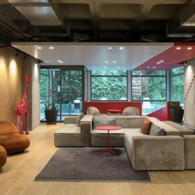 Interior of Levent, Esentepe Mahallesi, Büyükdere Caddesi No:175. Click for details.