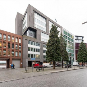 Image of Hamburg executive office. Click for details.