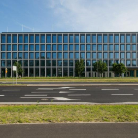 Executive offices to let in Warsaw. Click for details.