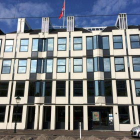 Exterior image of Koninginnegracht 10. Click for details.