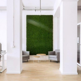 Interior of Neue Grunstrasse 17, 3rd Floor. Click for details.