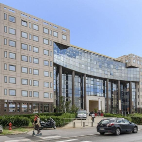 Image of Lyon executive office centre. Click for details.