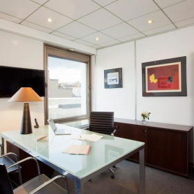 Serviced office centre to hire in Paris. Click for details.