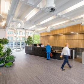 Serviced office centres to hire in Manchester. Click for details.