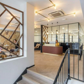 Executive suites in central London. Click for details.