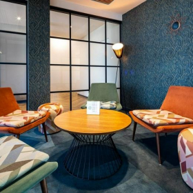 Serviced office centres to let in London. Click for details.