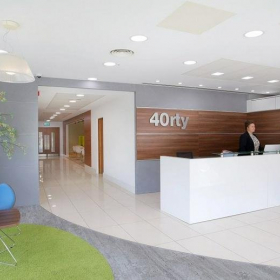 Executive offices in central Reading. Click for details.