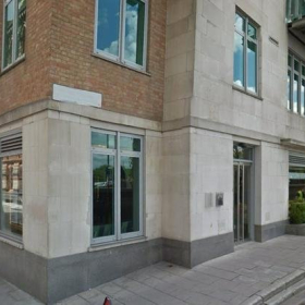 9 Albert Embankment office accomodations. Click for details.