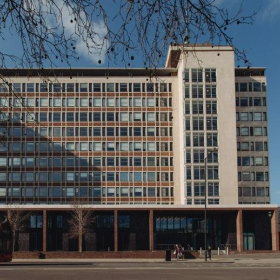 Office spaces to let in London. Click for details.