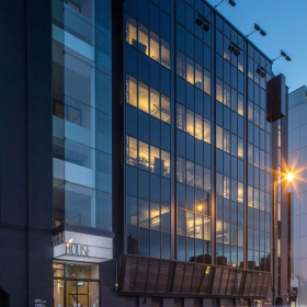 Executive office centre - London. Click for details.