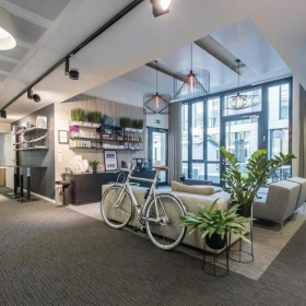 Interior of Luise-Ullrich-Strasse 20, Arnulfpark. Click for details.