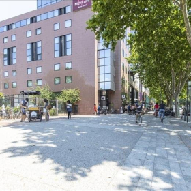 8 Esplanade Compans Caffarelli, Immeuble Atria office suites. Click for details.