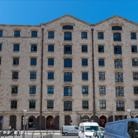 Marseille executive suite. Click for details.