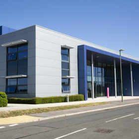 Lee-on-the-Solent executive suite. Click for details.