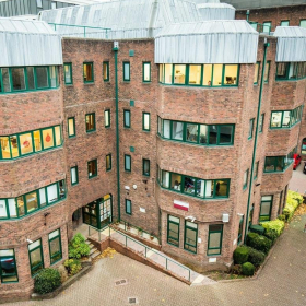 Office accomodations to let in Cardiff. Click for details.