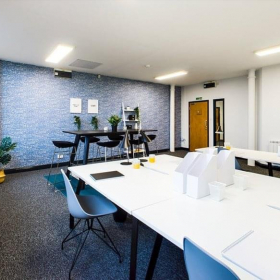 Office accomodations in central Oldham. Click for details.