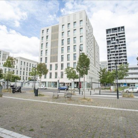 Office suite in Nantes. Click for details.