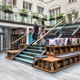 Berlin executive office. Click for details.