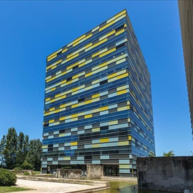 Exterior image of Lake Towers, Edifício D, Rua Daciano Baptista Marques 245, 2nd floor. Click for details.