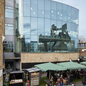 Office accomodations to rent in London. Click for details.