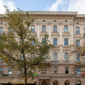 Exterior view of the ornate historical facade of Luna House at Mannerheimintie 12B.. Click for details.