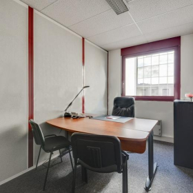 Lyon serviced office. Click for details.